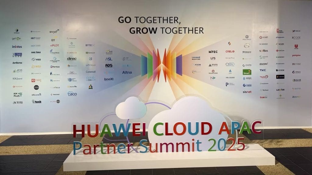 Technological Innovation, Intelligent Leapfrogging | Bamboodt Wins Huawei Cloud’s Partner of the Year Award